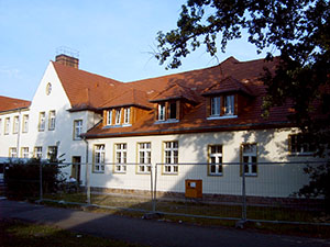 Sächsisches Fachkrankenhaus Großschweidnitz Dacheindeckung mit Biberschwanzziegel